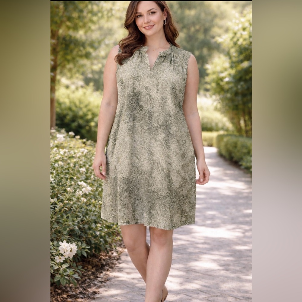 Michael Kors Shift Dress 2X Green Ivory Paisley Sleeveless Stretch Summer